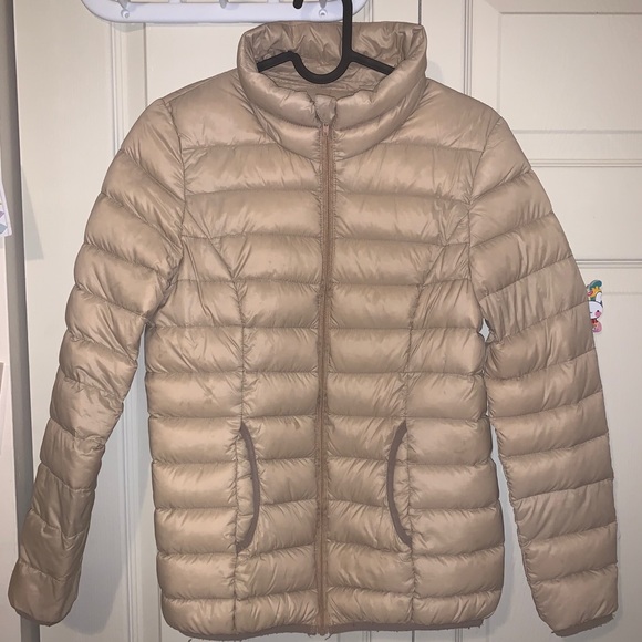 Puffer jacket✨ - Picture 2 of 4